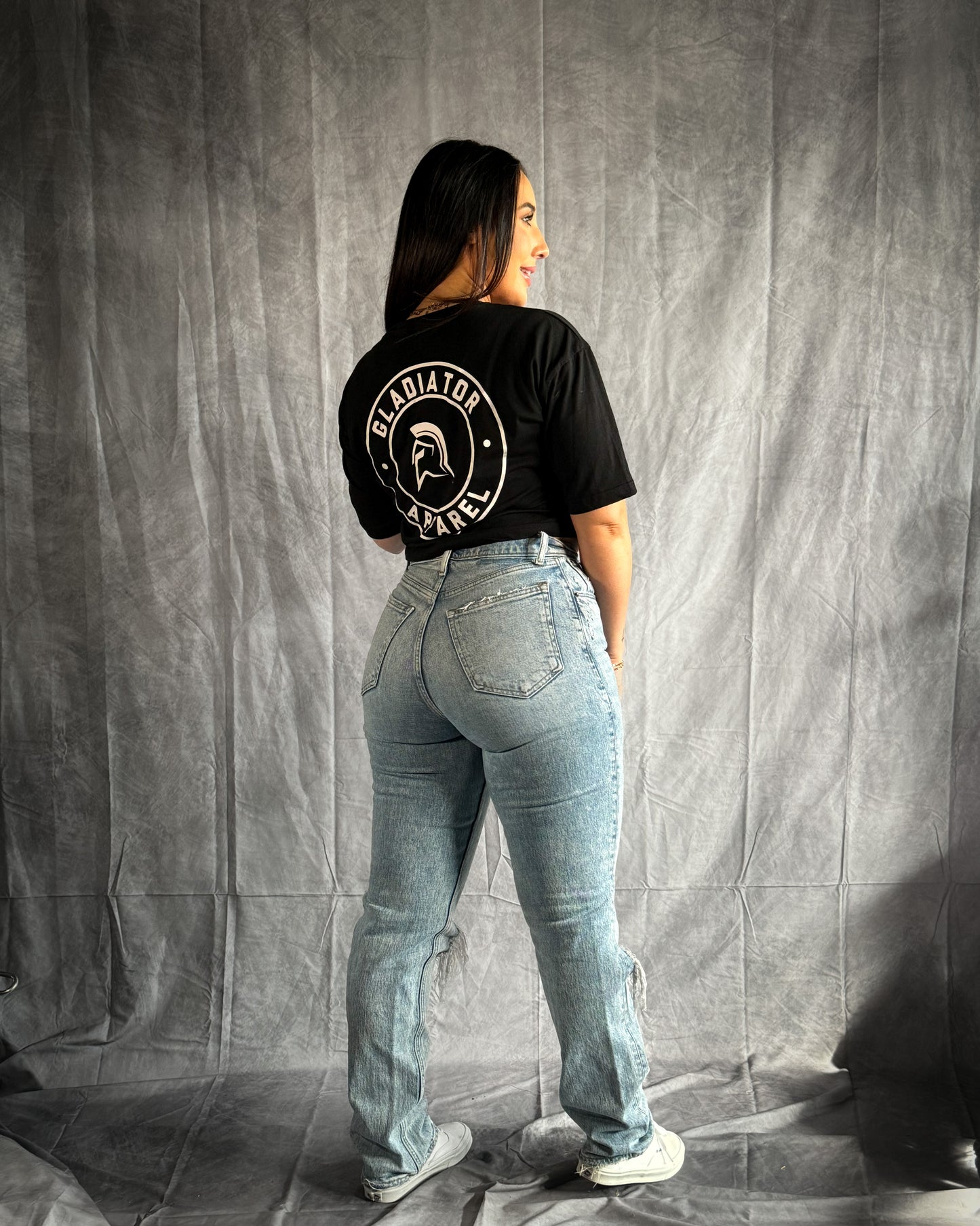 CROP-TOP-OVERSIZE-BLACK-WOMEN